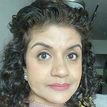 Portrait of Aarti Kamalahasan, 2021 OnPoint Educator of the Year Finalist (K-5)