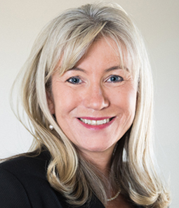 Portrait photo of Amy Slagle