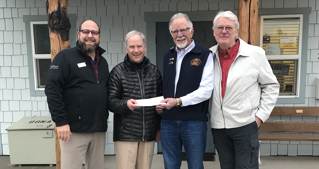 Sisters Kiwanis Food Bank_Check presentation in Sisters Oregon