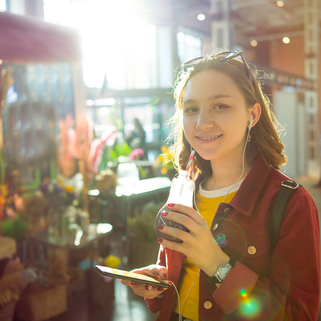 whats the right age for a debit card_teen shopping independently