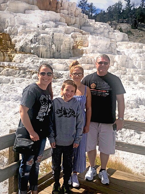 Employee spotlight with LeeAnn Baker-leeann+dad and kids at Yellowstone