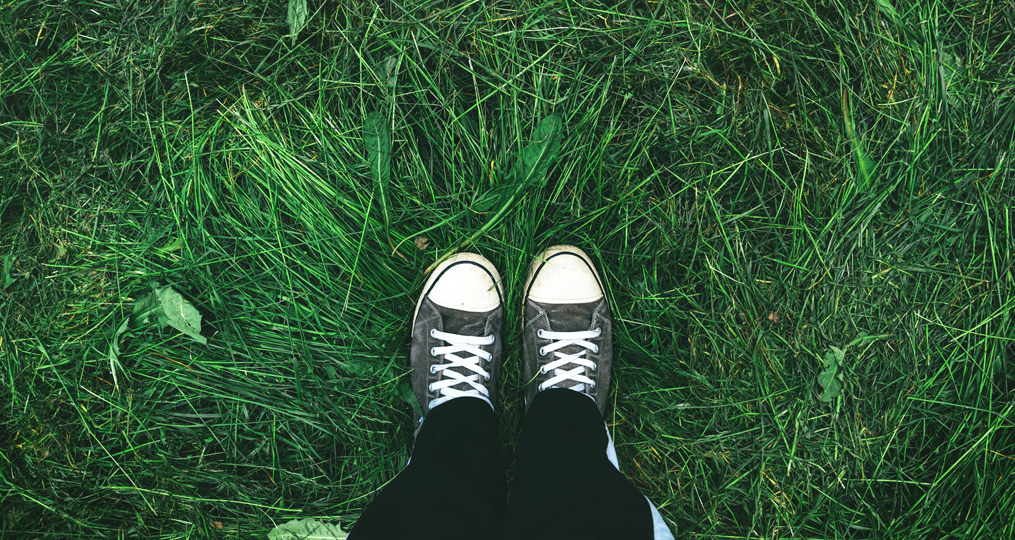 Mollala High’s Friendship Courtyard Inspires Amid COVID-19_sneakers on green grass