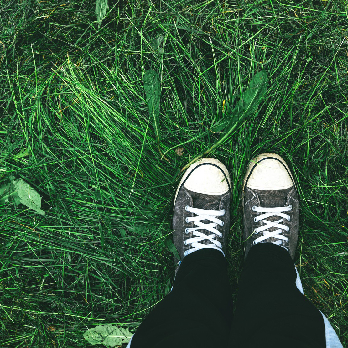 Mollala High’s Friendship Courtyard Inspires Amid COVID-19_sneakers on green grass