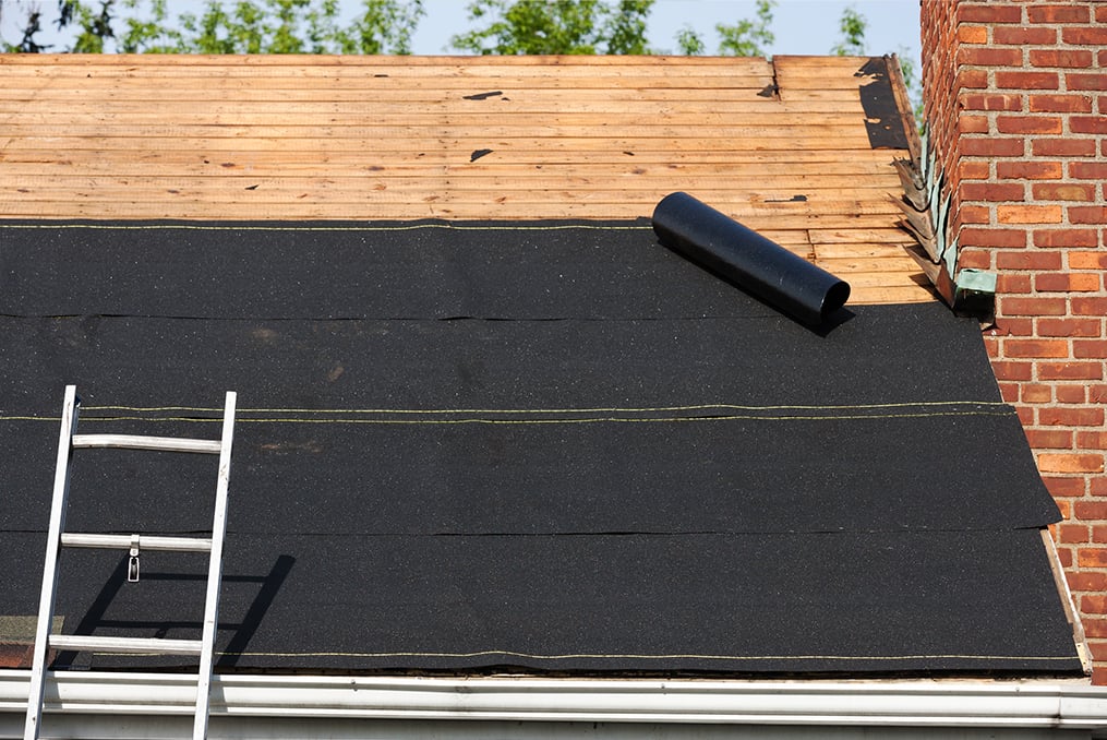 7 Home Improvements That Can Increase the Value of Your House in Oregon_replacing roof in oregon