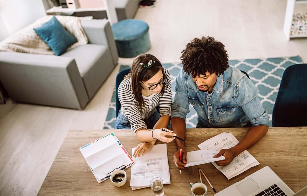 couple planning how to deal with debt onpoint community credit union options for dealing with debt webinar seminar