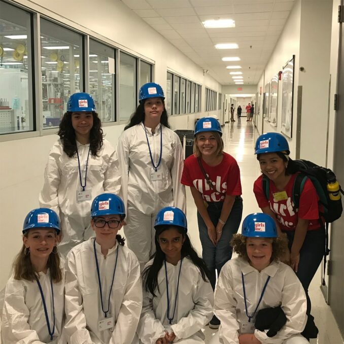 wearing-work-helmets