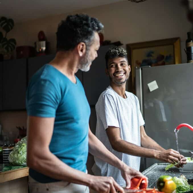 _Two-men-washing-veggies