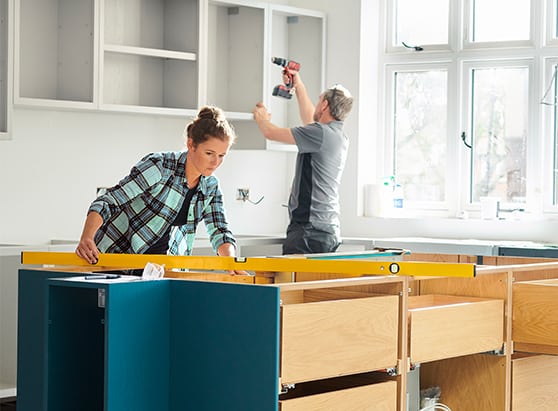Couple-remodeling-their-new-home