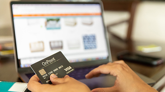 making an online purchase with signature rewards credit card