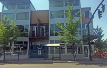 Hawthorne Branch Exterior