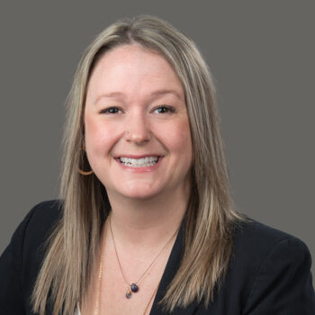 Studio photo of Wendy Graunitz