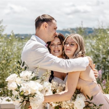 rachelanne egan onpoint employee spotlight siblings at wedding