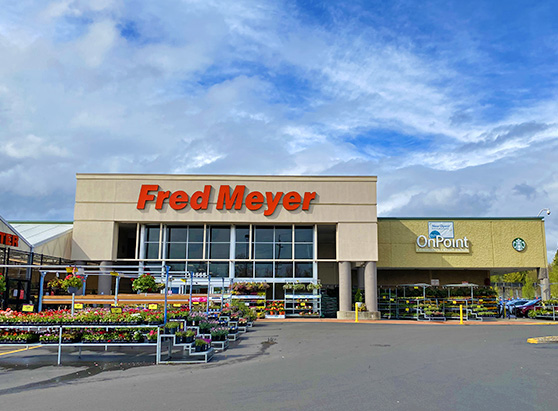 Exterior of Tigard OnPoint Fred Meyer branch