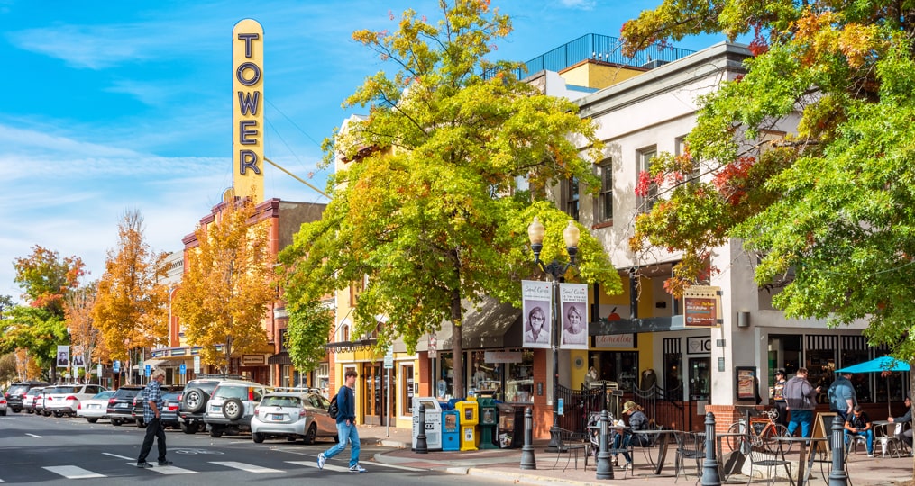 Checking in with Central Oregon Banking Professionals-downtown bend storefront