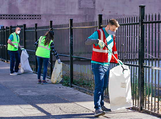 SOLVE volunteers pick up litter in downtown Portland